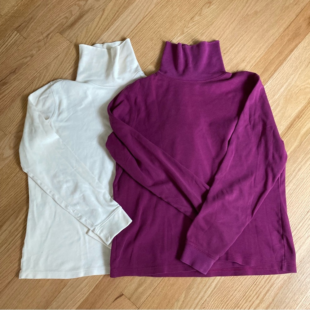 🐢🐢lot of TWO turtlenecks. Cream and magenta. Small. EUC. LL Bean 🫘